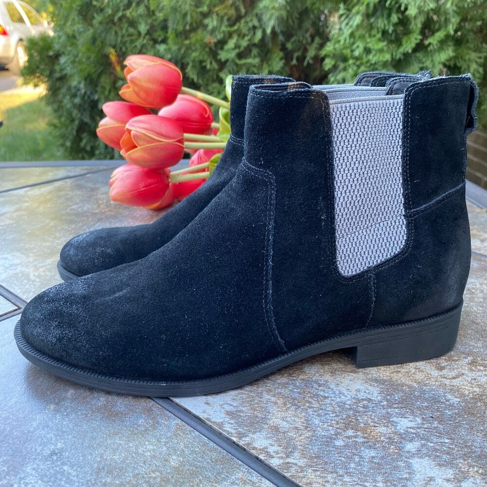 Vionic Alana Chelsea Black Suede Comfort Boot with Arch Support Size 8